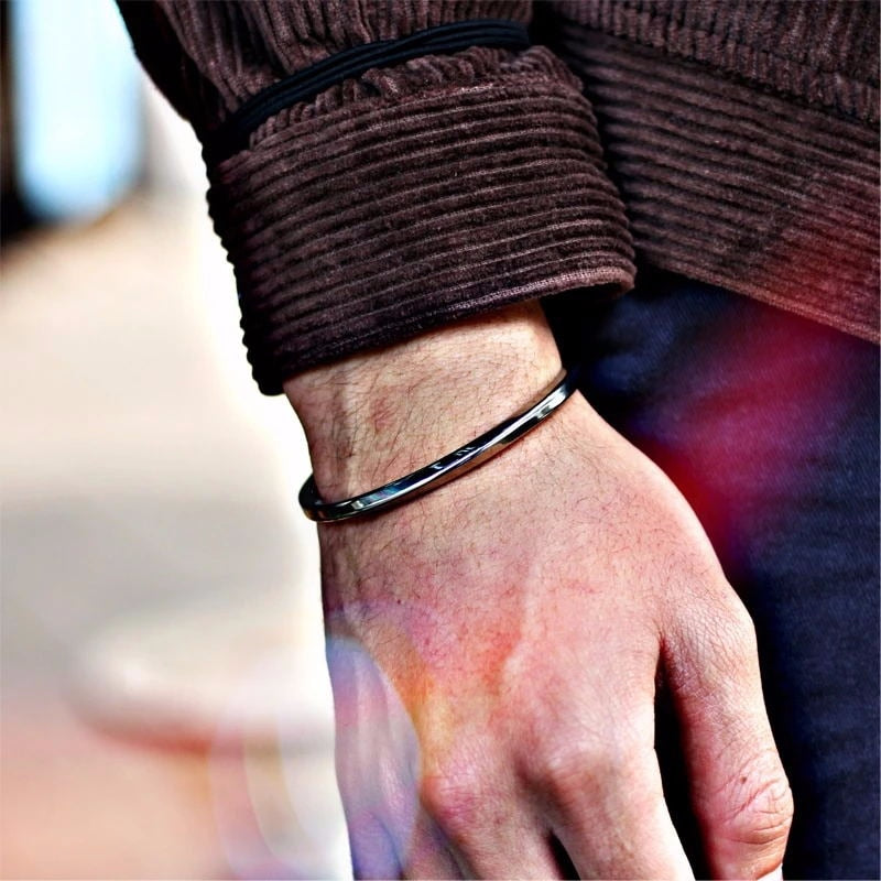 Bracelet minimaliste torsadé pour homme, taille unique