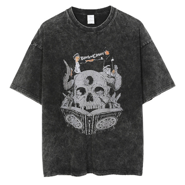 T-shirt vintage délavé avec imprimé anime Black Clover