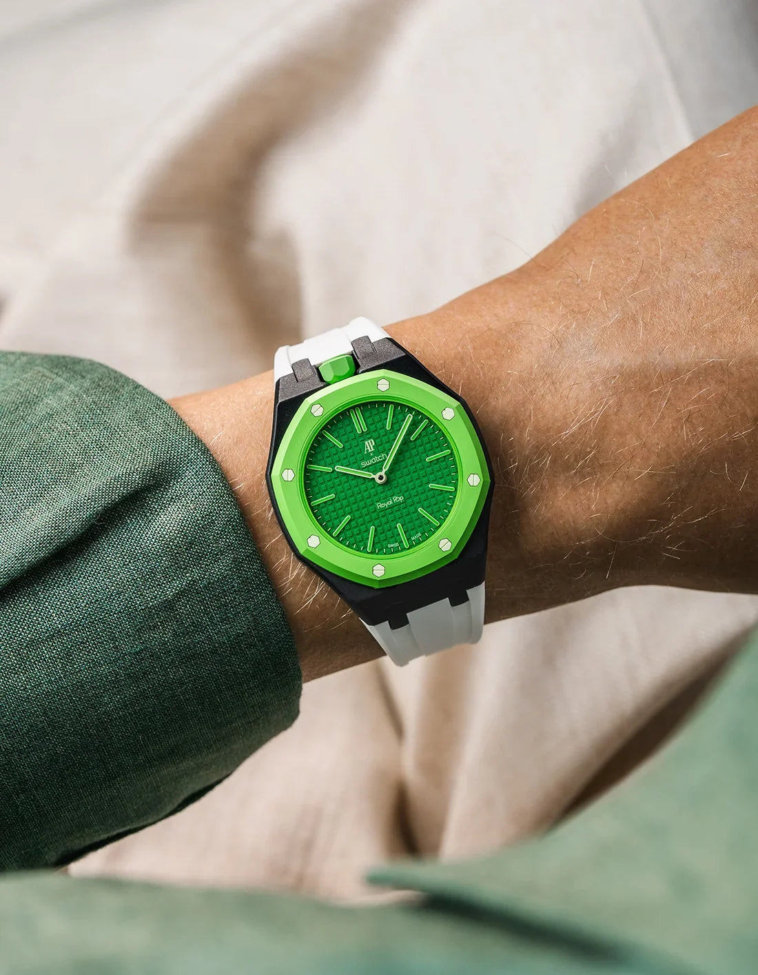 combo::black::rubber-strap-for-ap-x-swatch-royal-pop-white