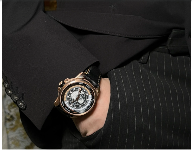 VVS Watches™ Voyager | Earth GMT