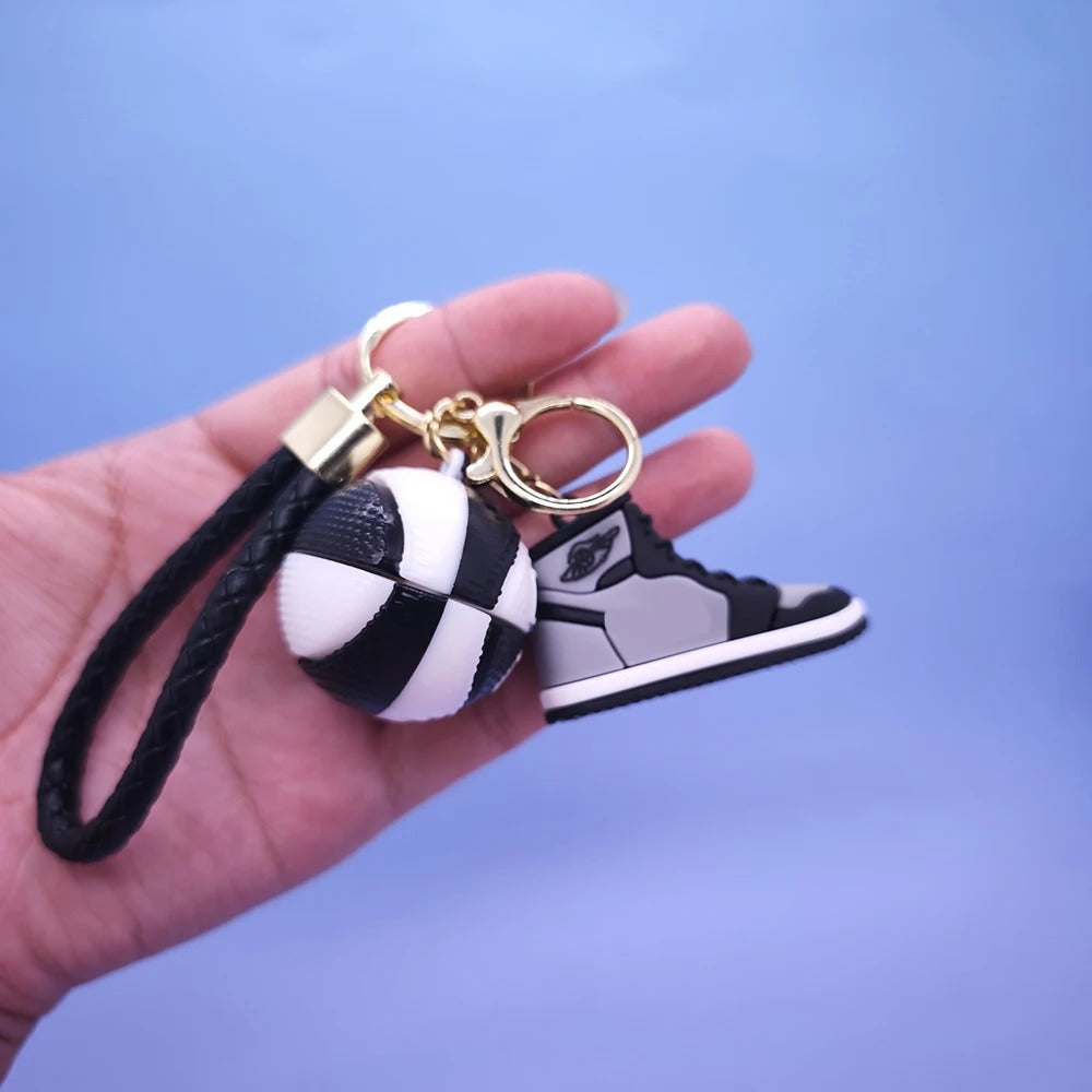 High-Detail Air Jordan Keychain – Perfect for Bags, Keys, and More