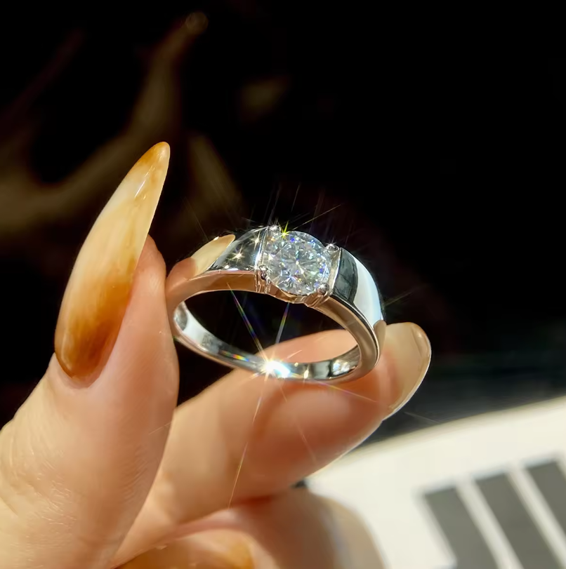 Minimalistischer 1 Karat 925 Sterling Silber Moissanit Ring
